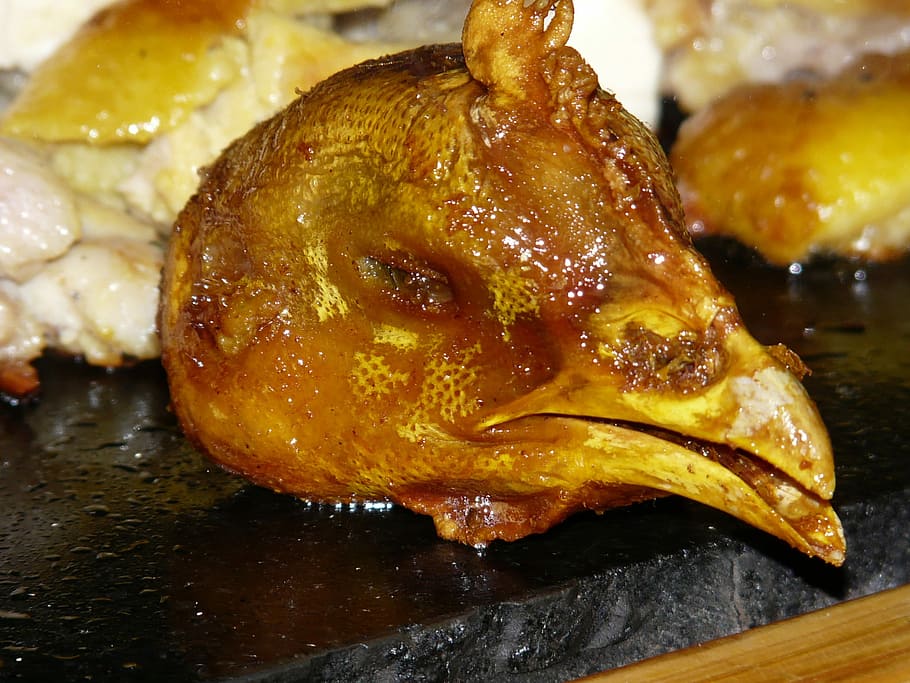 Can Dogs Eat Chicken Heads? Benefits, Risk And Serving