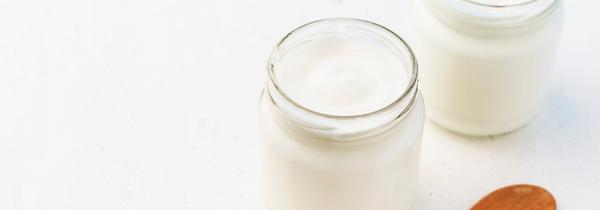 Natural yogurt 
